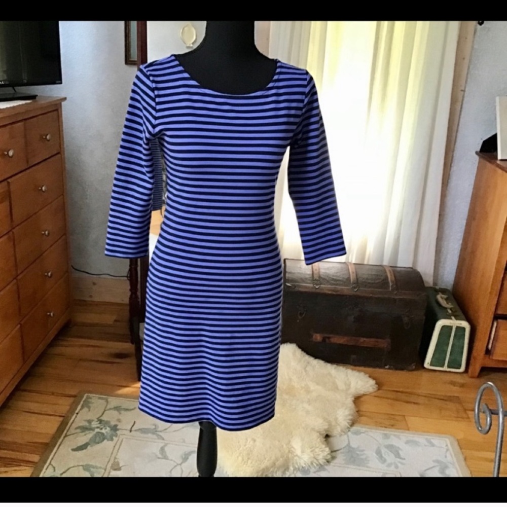 Old Navy 3/4 Sleeve Ottoman Stripe Dress